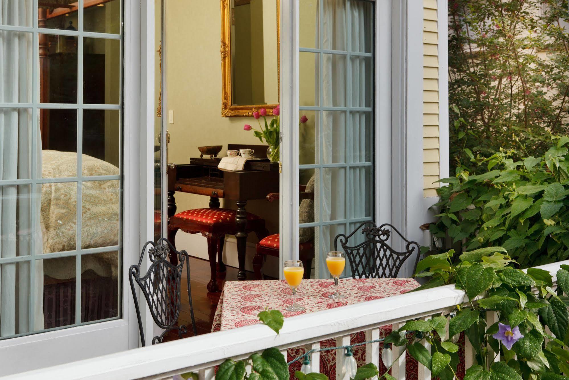 Azalea Inn And Villas Savannah Ngoại thất bức ảnh
